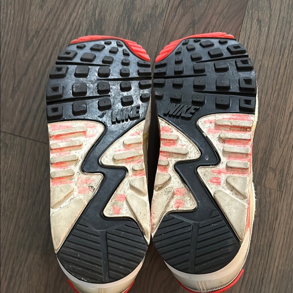 Nike Air Max III PRM. Archetype Bright Crimson. Size 13 - Picture 8 of 9